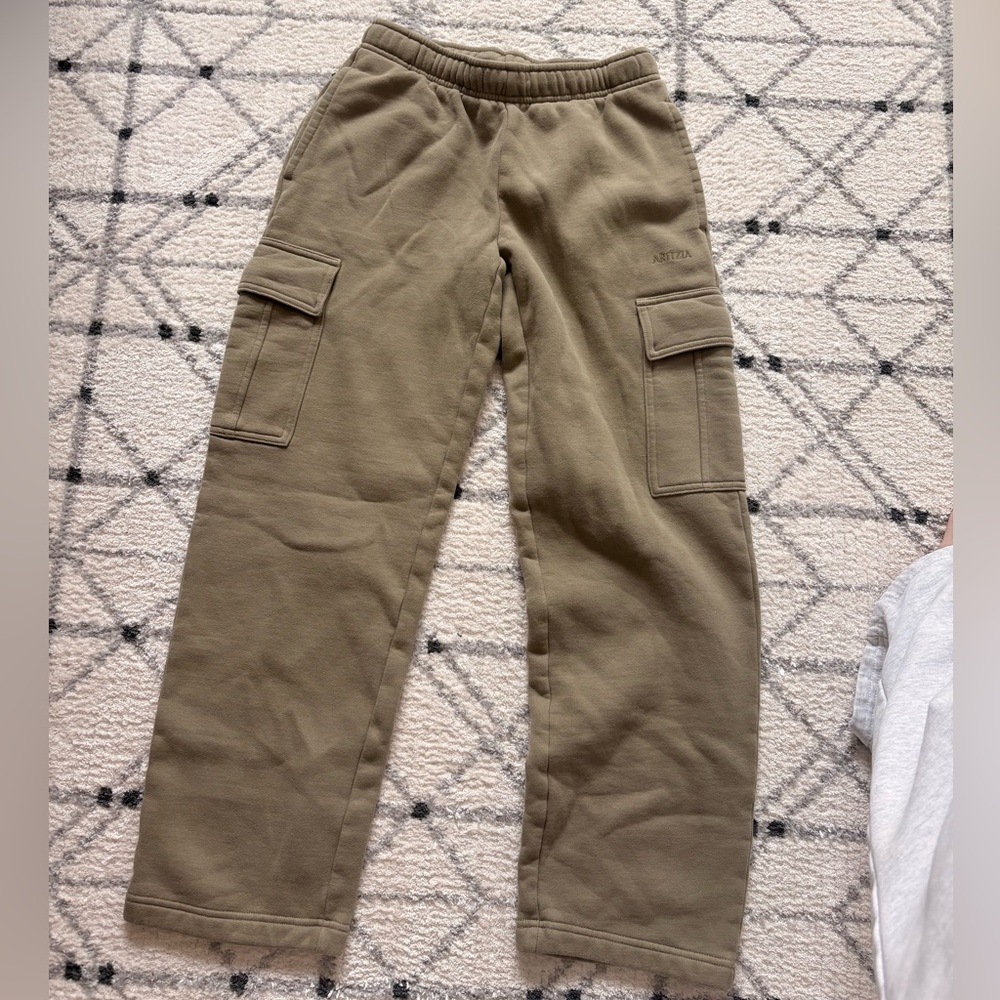 aritiza cozy sweat fleece mega cargo sweatpants
